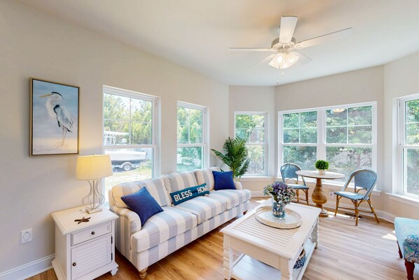 TV, table football, ping pong