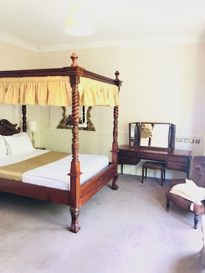 Chambre Deluxe double | AccĂšs au Wi-Fi (inclus), literie fournie
