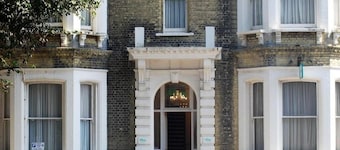 Albany Hotel