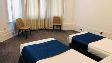 Standard Twin Room | Free WiFi, bed sheets