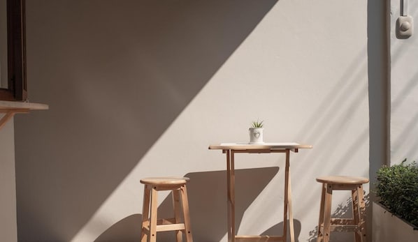 屋外ダイニングエリア