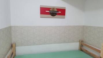 Wi-Fi de cortesia, roupa de cama