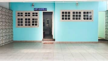 Fachada de la propiedad