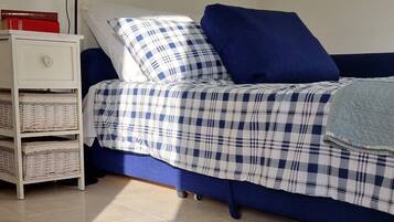 1 Schlafzimmer, Schreibtisch, Bügeleisen/Bügelbrett, kostenloses WLAN