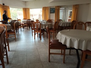 Food court