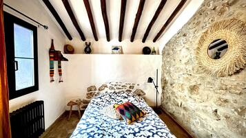 3 slaapkamers, een bureau, een strijkplank/strijkijzer, gratis wifi