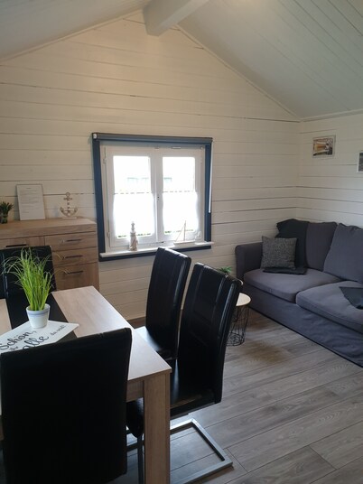 Vacation home for 4 people at the campsite in Wremen