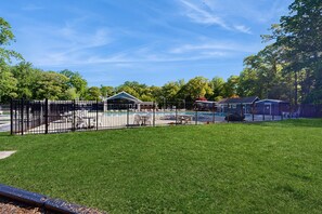 Terrace/patio - Coastal Escape with Incredible Sunsets – Boat, Fish & Play at Angola By The Bay! (Lewes)