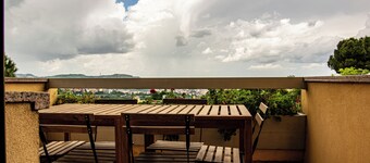 La Casa di Claudio - Three Bedroom Apartment, Sleeps 4