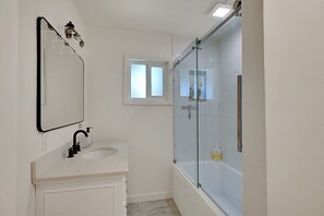 Hair dryer, towels