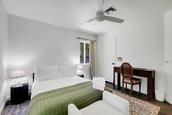 3 bedrooms, desk, iron/ironing board, travel cot