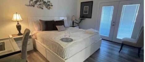 4 chambres, bureau, fer et planche à repasser, Wi-Fi gratuit