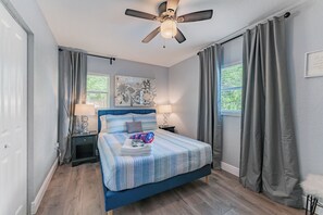 3 chambres, fer et planche à repasser, Wi-Fi, literie fournie