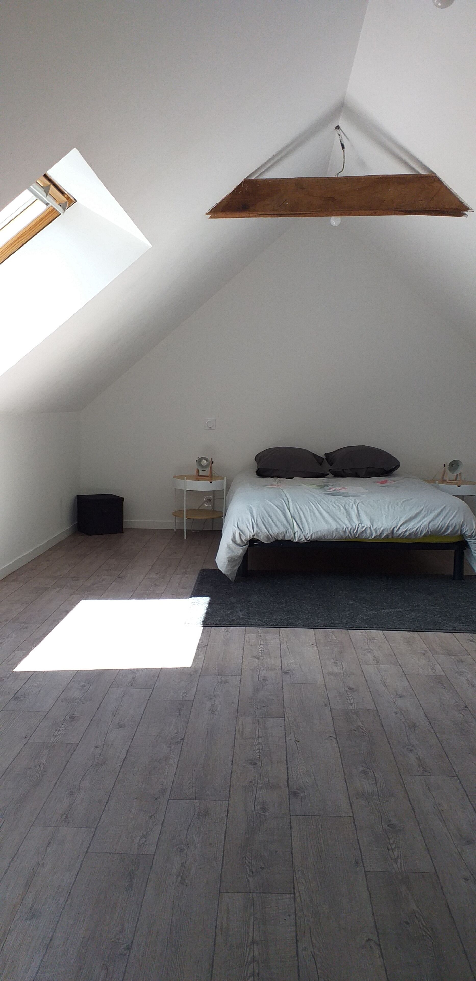 3 chambres, fer et planche à repasser, draps fournis
