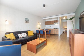 Family Apartment, Balcony | Hypo-allergenic bedding, blackout drapes, iron/ironing board, free WiFi