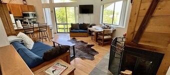 Highland Breeze Loft | Cozy Loft for Longer Stays in the Laurel Highlands