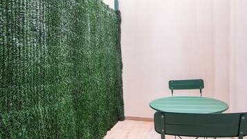 Basic Studio, Patio | Terrace/patio