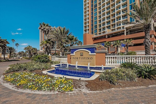 Kondominium, Beberapa Tempat Tidur (Portofino Island Resort 1-1003) | Eksterior