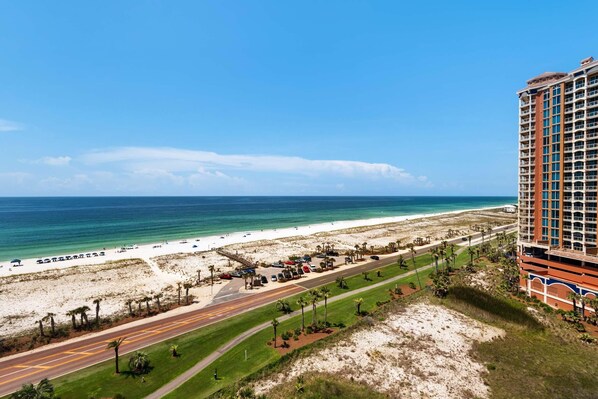 Lejlighed - flere senge (Portofino Island Resort 1-1003) | Strand