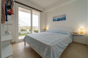 2 bedrooms, iron/ironing board