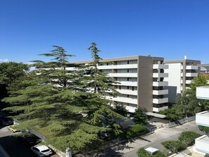 アパートメント 1 ベッドルーム バルコニー シティビュー | 外観