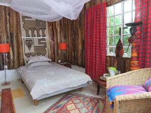 Deluxe Single Room, Garden View | Free WiFi, bed sheets - Aloepark Art Hotel (Naivasha)