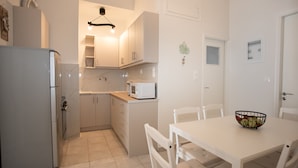 Dining - Captain Antonis - Authentic Seafront Living in Gerolimenas (Gerolimenas)