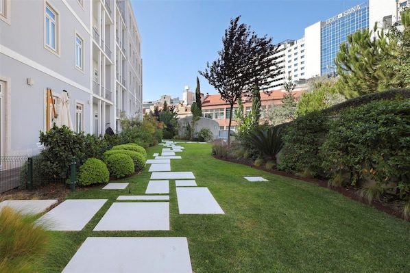 House, Smoking | 2 bedrooms - Resid Ncia Sotto Mayor (Lisbon)