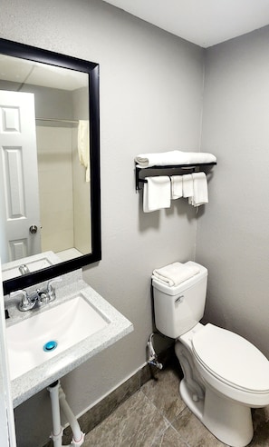 Chambre Simple | Salle de bain