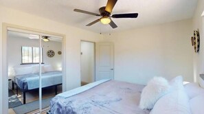 1 bedroom, iron/ironing board, free WiFi, bed sheets