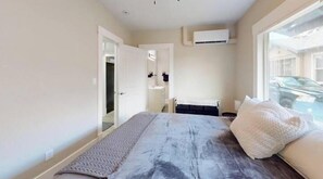 2 chambres, fer et planche à repasser, lit parapluie, Wi-Fi gratuit