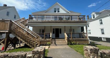 Cozy 2-Bed Apartment in Town