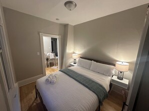 Iron/ironing board, WiFi, bed sheets