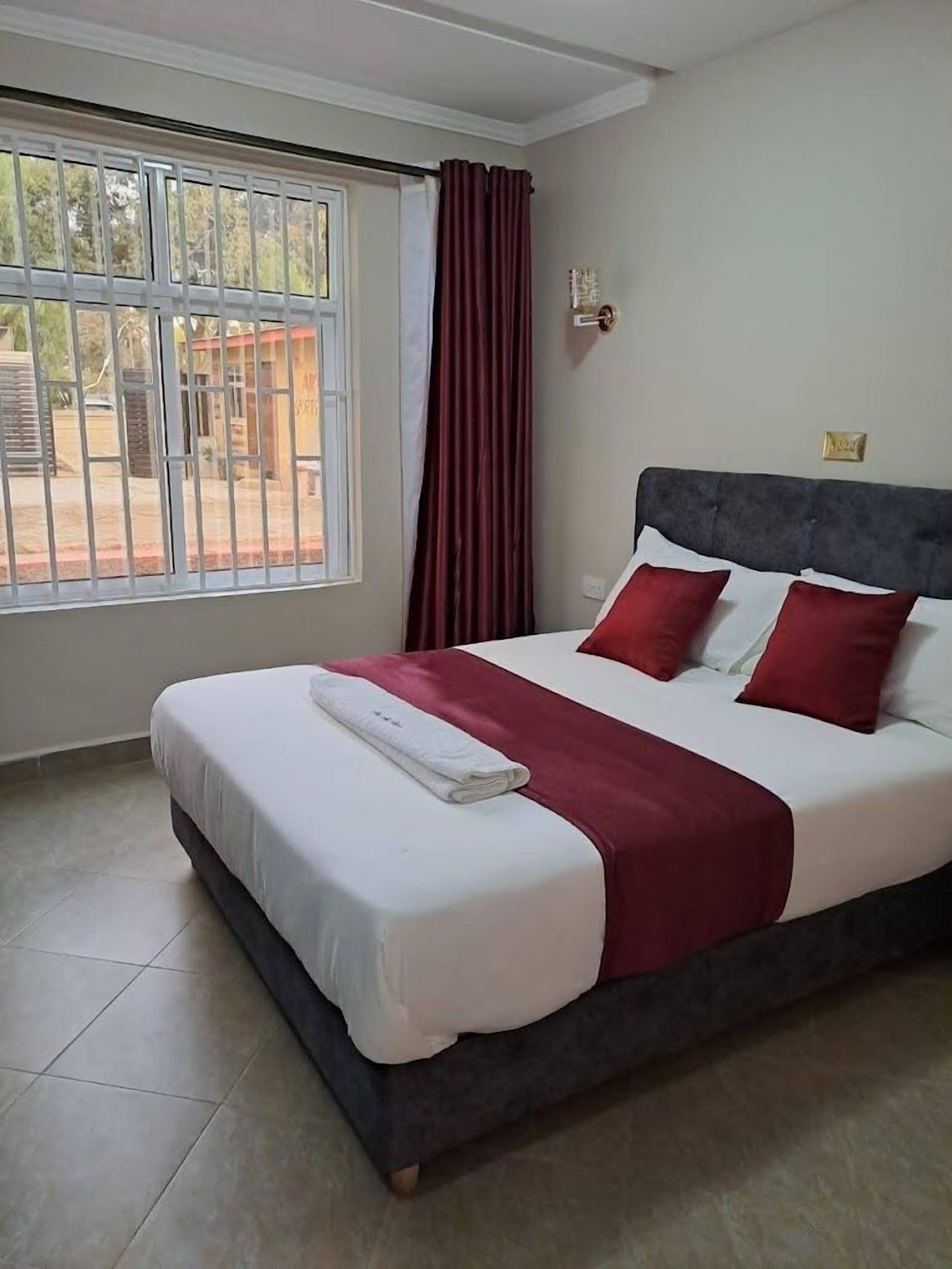 Single Room | Free WiFi, bed sheets