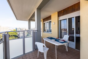 Appartamento, 2 camere da letto, balcone, vista oceano | Balcone