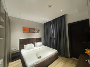 2 bedrooms, iron/ironing board, WiFi, bed sheets - Charming 2-bedroom apartment with WiFi, AC in [Eko Atlantic, Eko Pearl Towers] (Lagos)