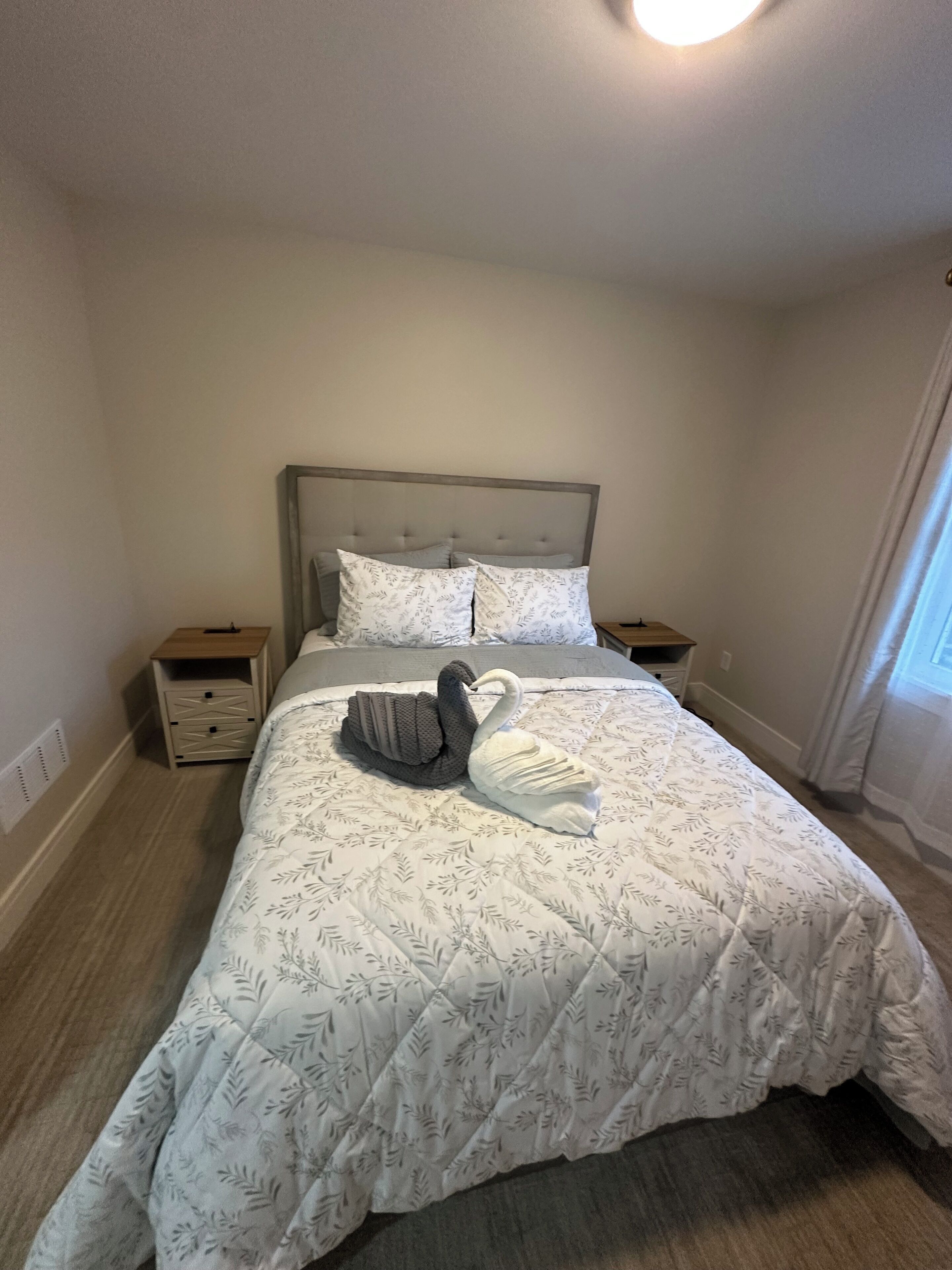 3 bedrooms, WiFi (free), bed sheets