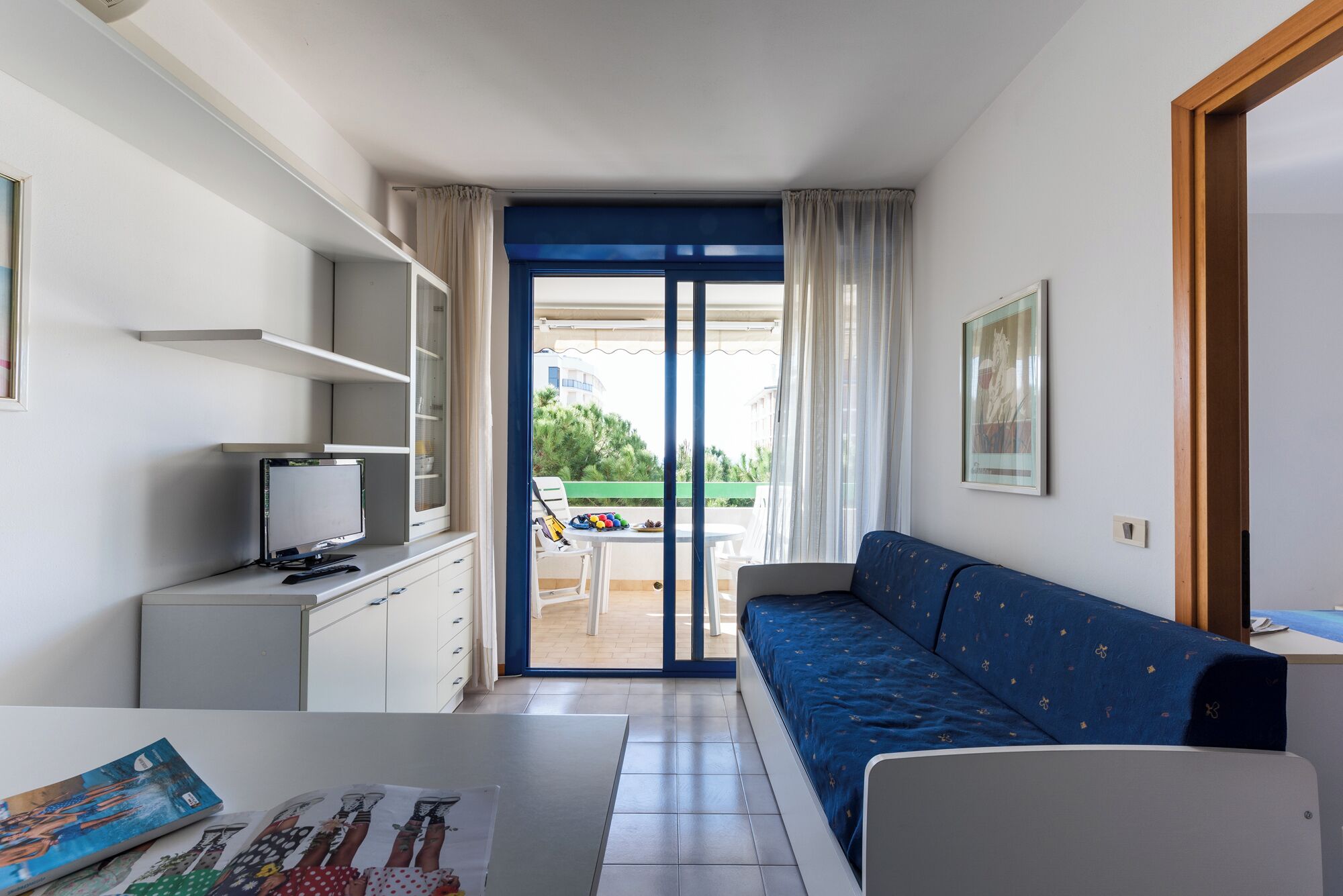 Apartment, 1 Bedroom, Balcony | Living room