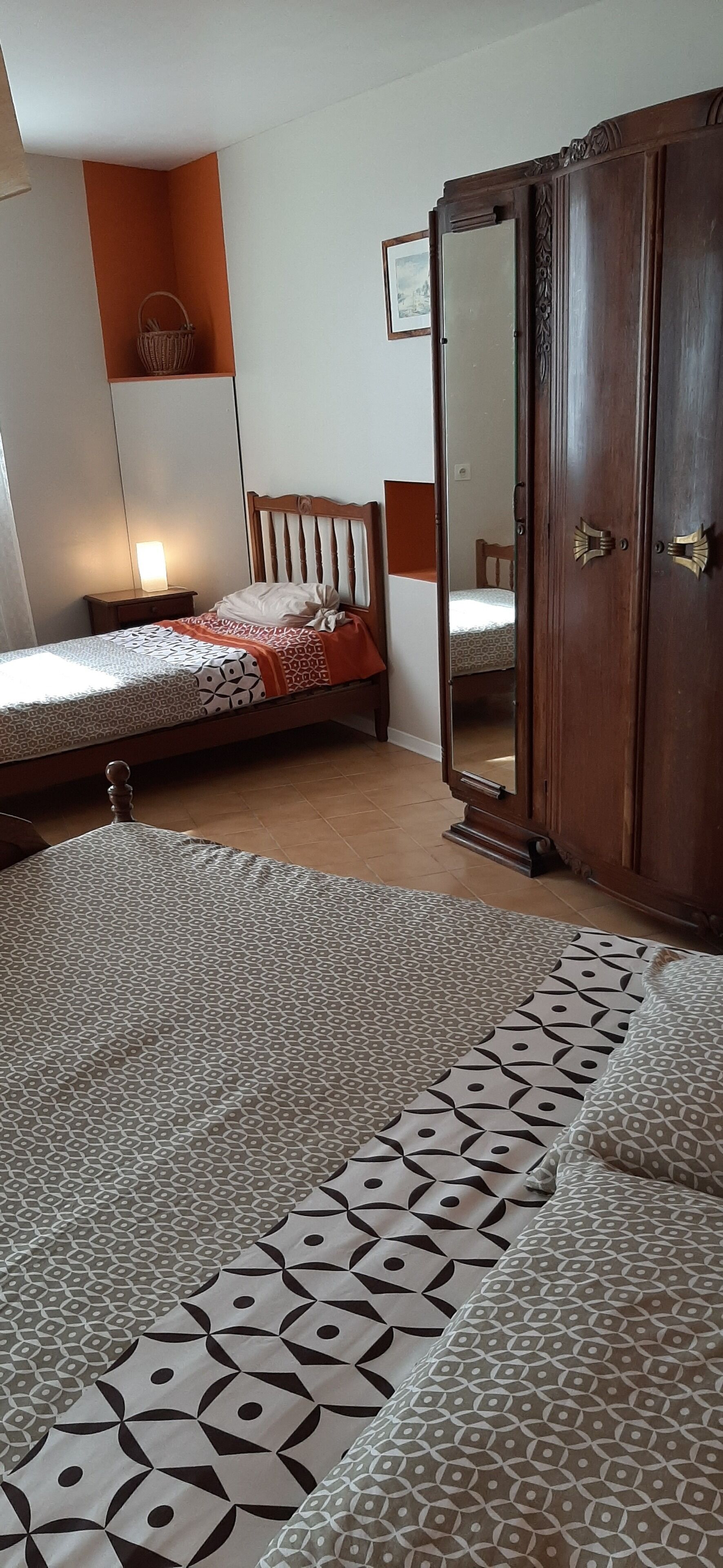 5 Schlafzimmer, Bügeleisen/Bügelbrett, kostenloses WLAN, Bettwäsche