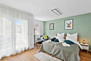 3 slaapkamers, een bureau, reisbedje, gratis wifi