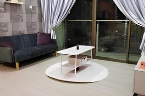 Interior - Mount austin Lake City view palazio by Natol (Johor Bahru)