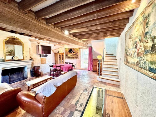Maison d'Antan, Chivalrous atmosphere Vaulted cellar