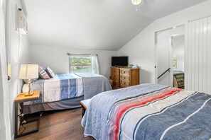 4 chambres, fer et planche à repasser, Wi-Fi, literie fournie