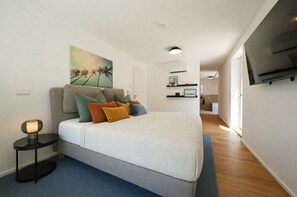 3 chambres, bureau, fer et planche à repasser, Wi-Fi gratuit