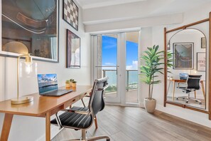 Office/Workspace - Spotless Coconut Grove Stay | Bay Pool & Gym (Miami)