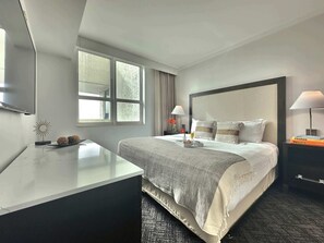 1 chambre, fer et planche à repasser, lit parapluie, Wi-Fi