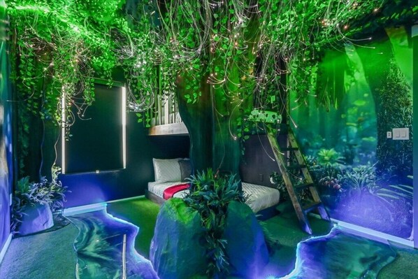 9 makuuhuonetta, silitysrauta/-lauta, Wi-Fi, vuodevaatteet