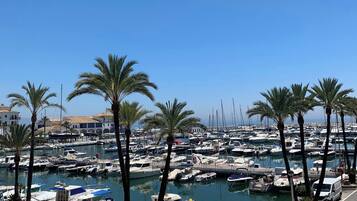 Apartment, 3 Bedrooms, Smoking | Marina