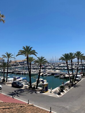 Apartment, 3 Bedrooms, Smoking | Marina