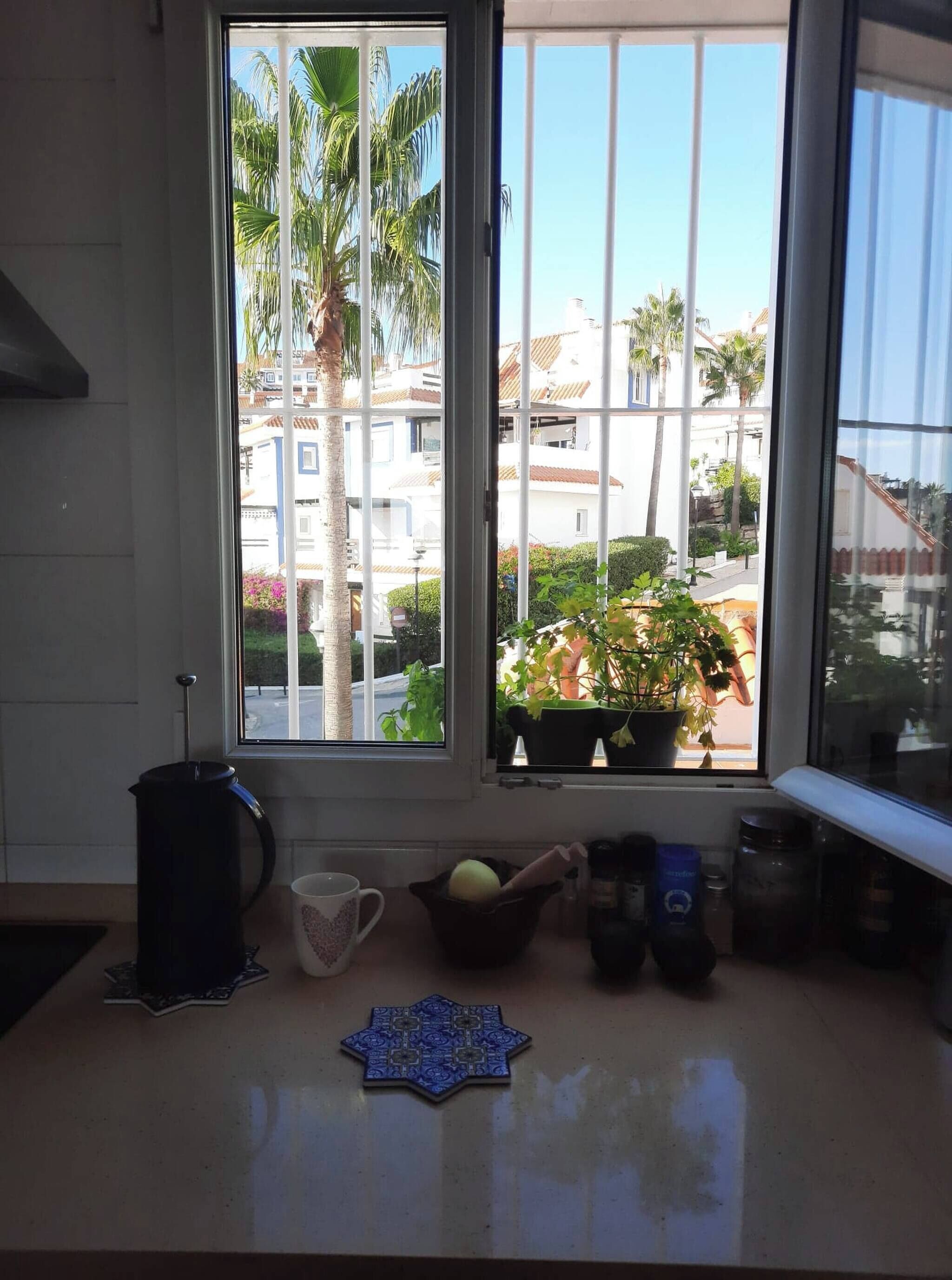 Apartment, 3 Bedrooms, Smoking | Interior